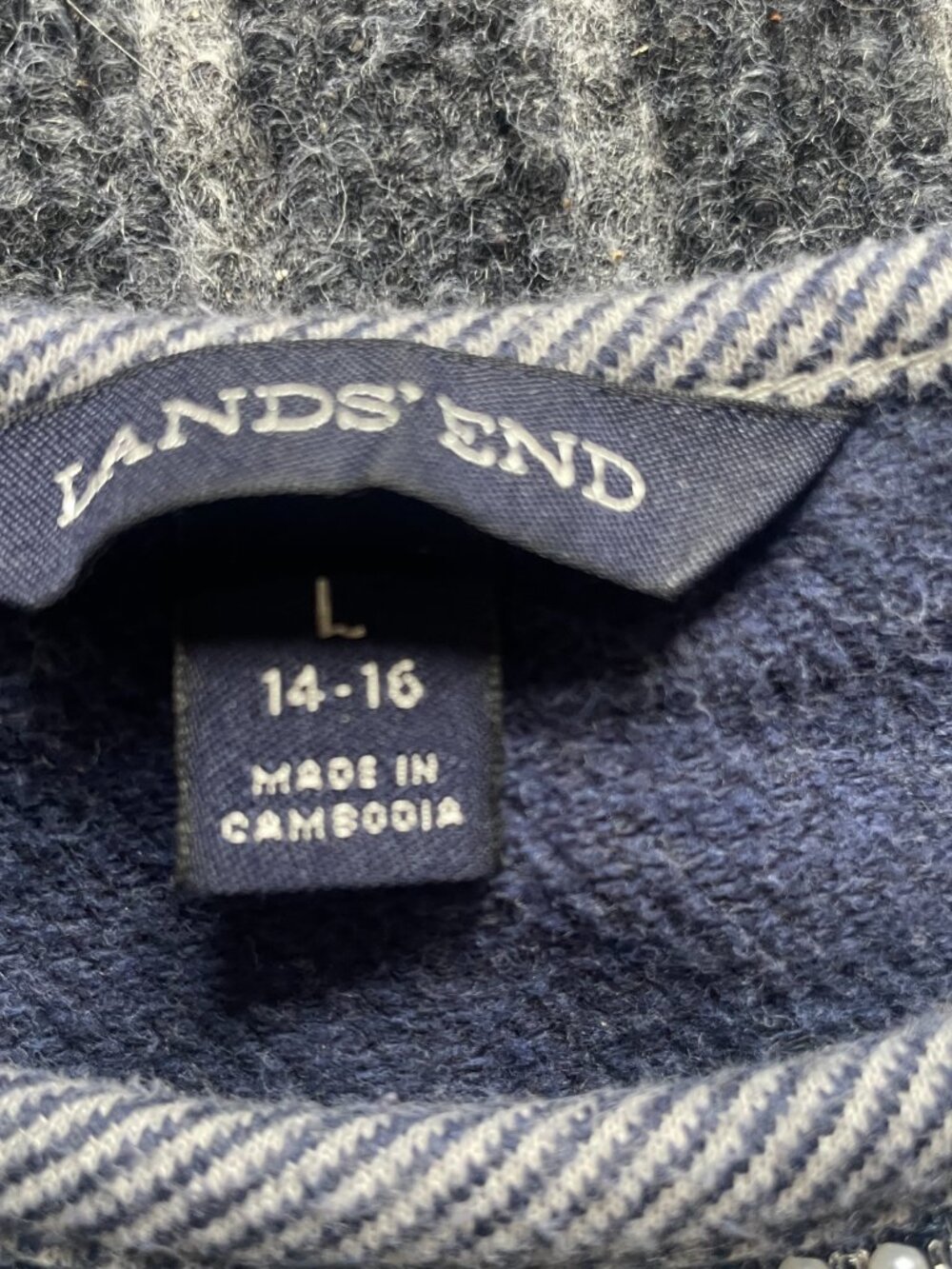 Land's End Cotton Beaded Sweater Size XL 14-16 Navy Chevron Pattern - Picture 4 of 8